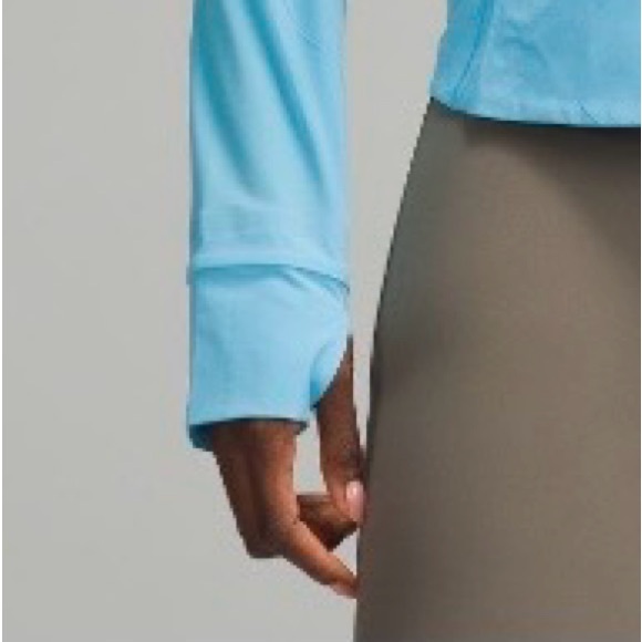 lululemon mist over windbreaker Women's Kayak Blue Light Jacket - Picture 4 of 5